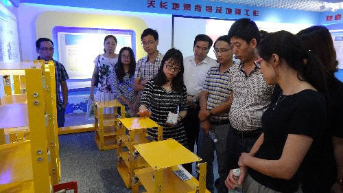 建筑物抗震演示臺 建筑隔震技術